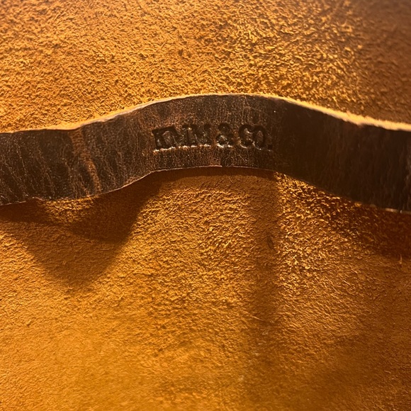 KMM&Co Leather Tote - Picture 4 of 5